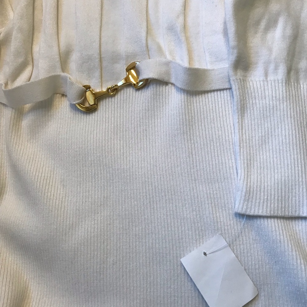 Carmen Marc Valvo Turtleneck - Picture 9 of 15